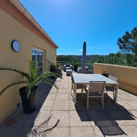 Meuble 2 Avec Piscine Sur Golf De Vacquerolles Apartment