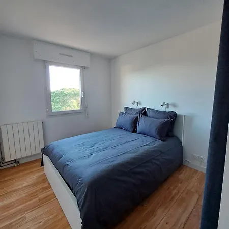 Meuble 2 Avec Piscine Sur Golf De Vacquerolles * Nîmes