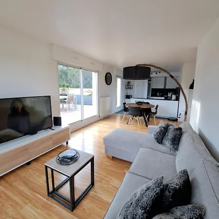 Meuble 2 Avec Piscine Sur Golf De Vacquerolles Apartment Nîmes
